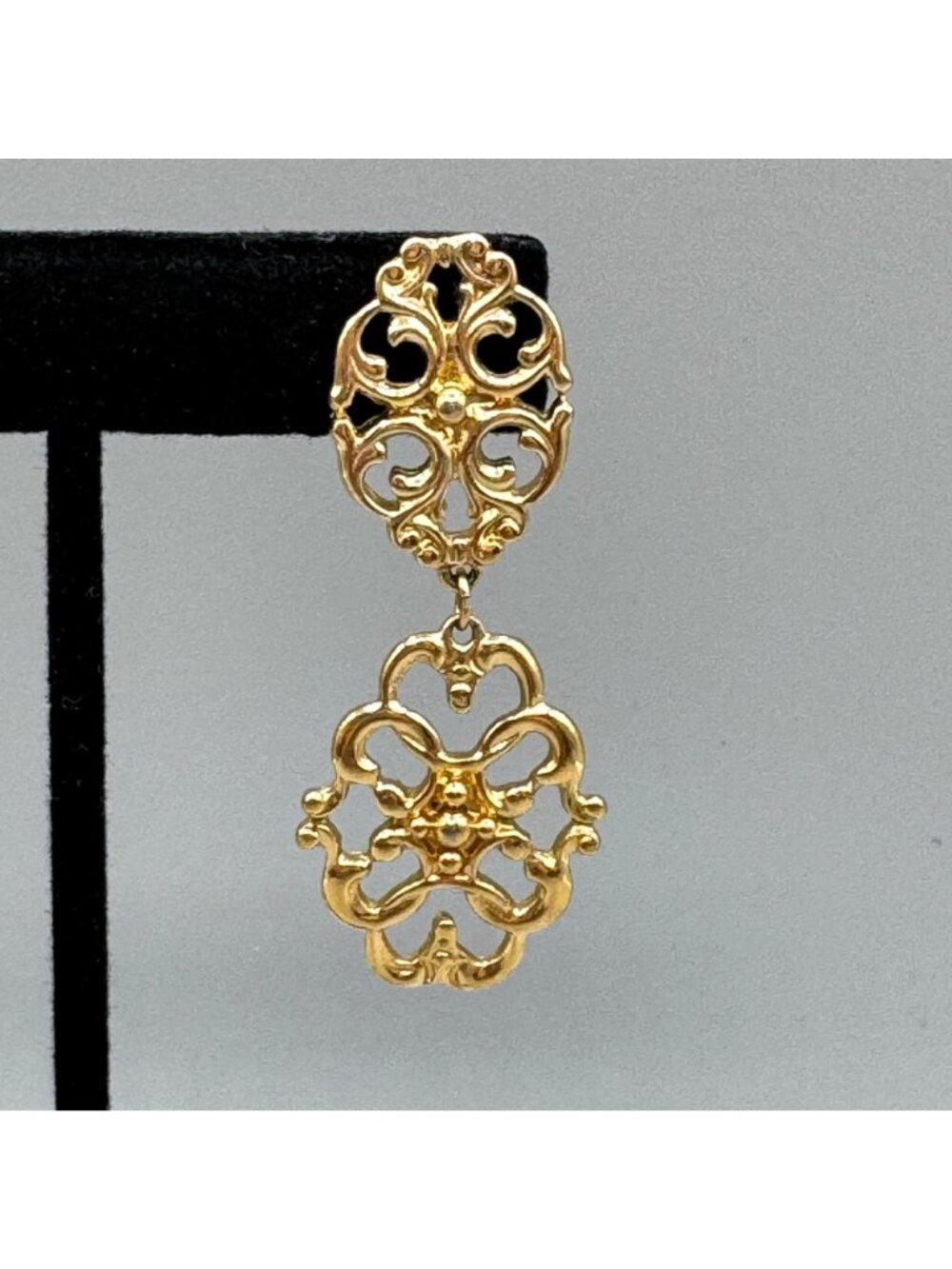 Vintage Avon Graceful Trellis Earrings Pierced Gold Tone Dangle Drop Statement - Picture 3 of 10